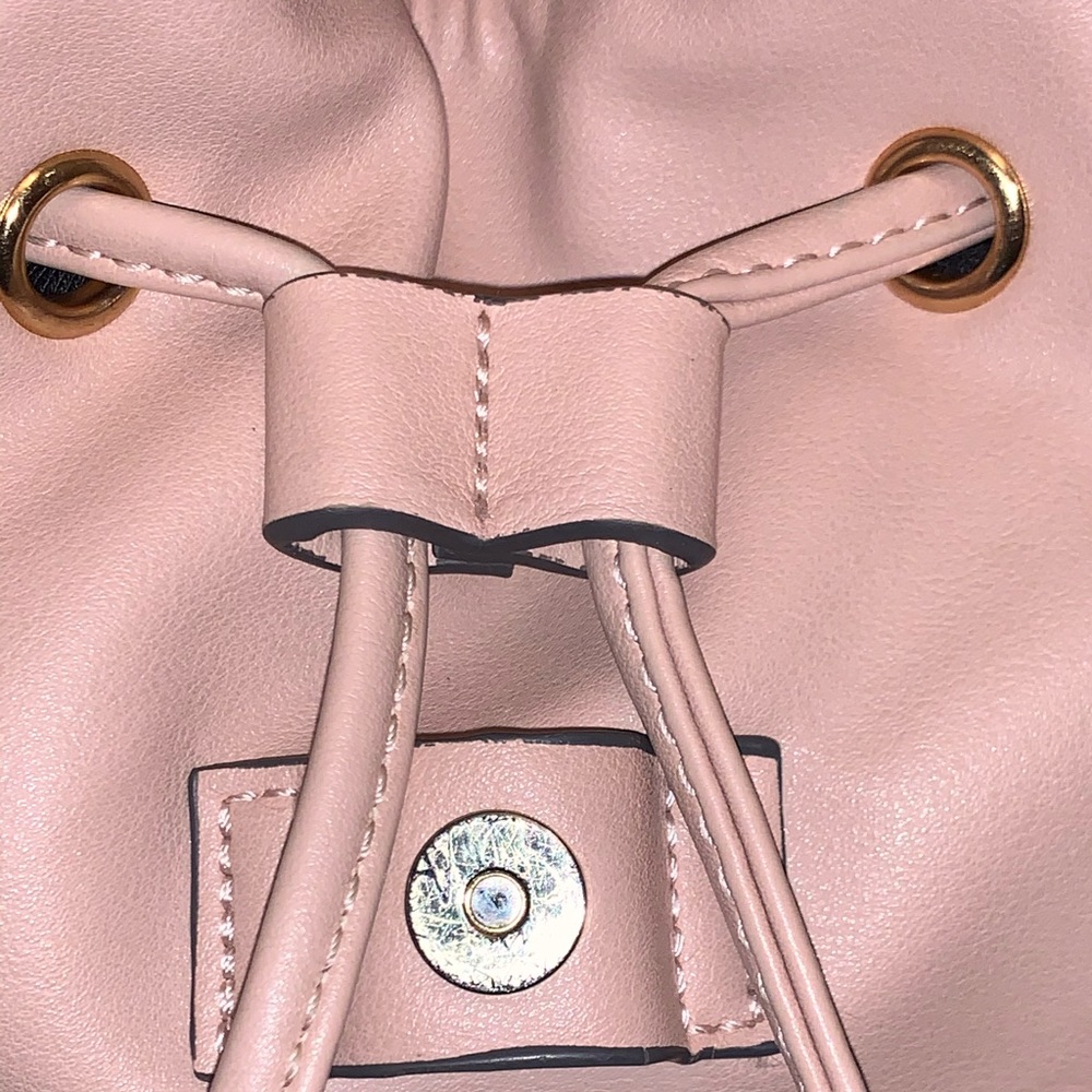 ❣️Pink Backpack❣️ - Picture 5 of 8